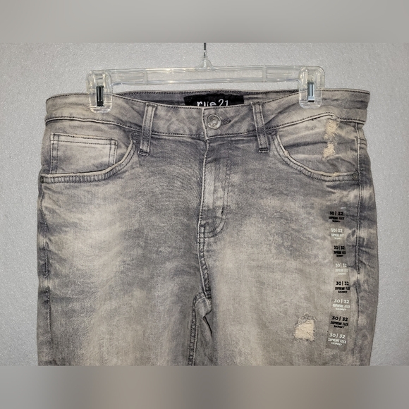 RUE 21 Men's Jeans Skinny Supreme Flex 30 x 32 Blue/Grey Distressed destroyed - Picture 7 of 10